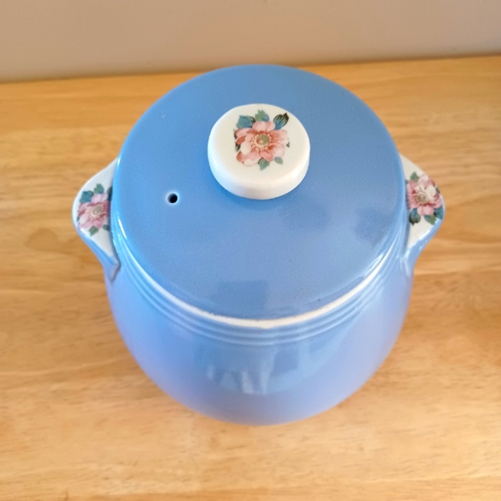 HALL'S Rose Parade Bean Pot/Canister with Lid Floral Accents Kitchenware